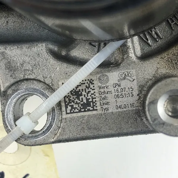 Vattenpump Audi Q3 A5 A6 CC 2.0 TDI Skoda Seat image 5