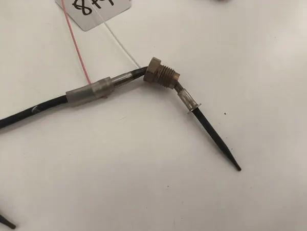 Bränsletrycksensor OEM Q003HT0005 Fram Mercedes-Benz image 3