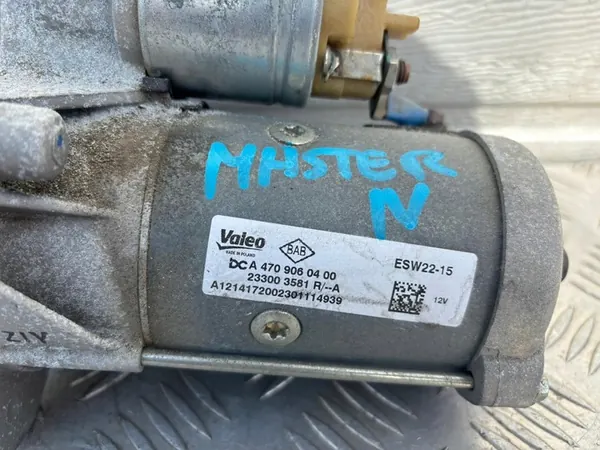 Arrancador RENAULT MASTER IV 233003581R image 2