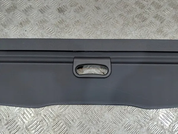 BMW 5 G31 LCI Rollo de Maletero OEM 7466635 Negro image 3