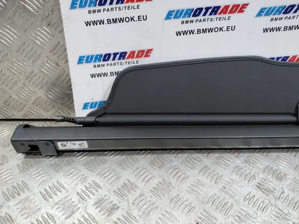BMW 5 G31 LCI Rollo de Maletero OEM 7466635 Negro image 5