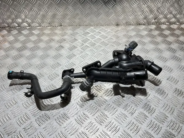 Ford OE L1BG-8575-AA Caja del Termostato - Usado image 2