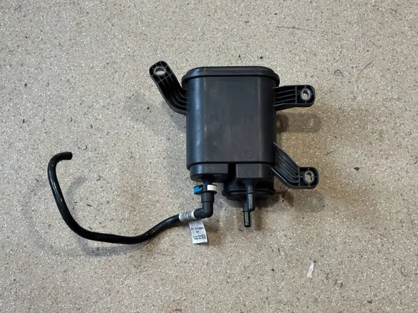 Kolfilter OEM 7371249 för BMW 540i G30 image 2