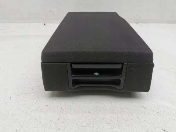 Apoio de braço traseiro Audi A4 S4 B6 OEM AMD140196 image 2