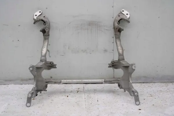 Audi A4 8K Etujousipalkki OEM 8K0399315G image 5