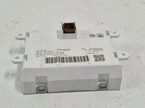 Quadro de instrumentos Peugeot 2008 I Lift OEM 9824142380 image 5
