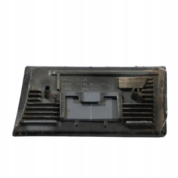 Audi A3 8P Cache-Boue Avant Gauche OEM 8P0853991E image 9