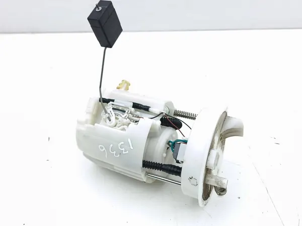 Polttoainepumppu Toyota GT 86 2012 image 6