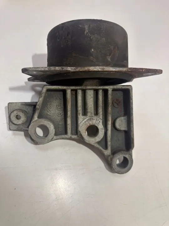 Support moteur OEM 50501610 pour Alfa Romeo 159 2.4 JTD image 2