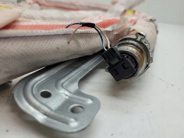 OEM 306450210 Oikea Ilmatyynyverho BMW 5 F11:lle image 5