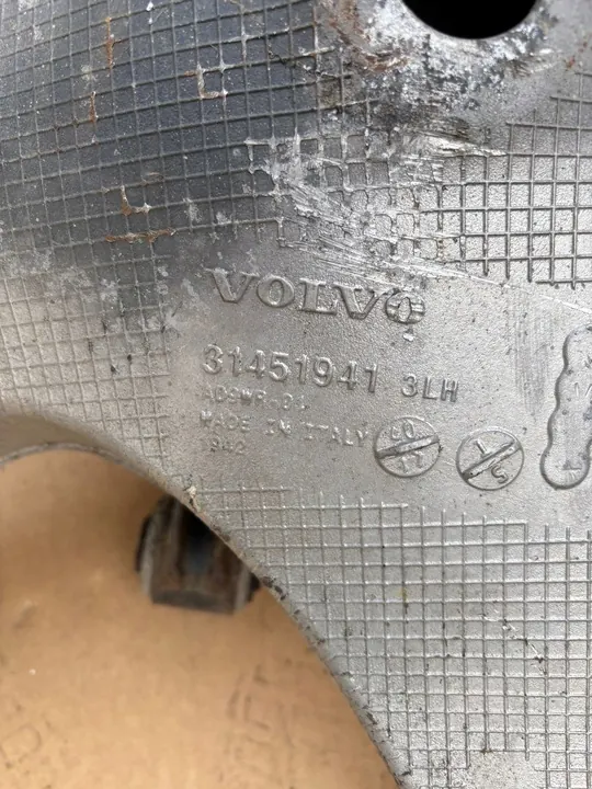 VOLVO XC90 II 2.0 B5 Giunto di sterzo posteriore sinistro image 3