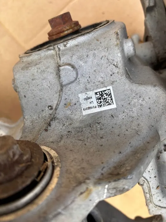 VOLVO XC90 II 2.0 B5 Giunto di sterzo posteriore sinistro image 4