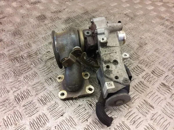 Turbo OEM 9825982080 pour Peugeot 3008 SUV 2018 image 4