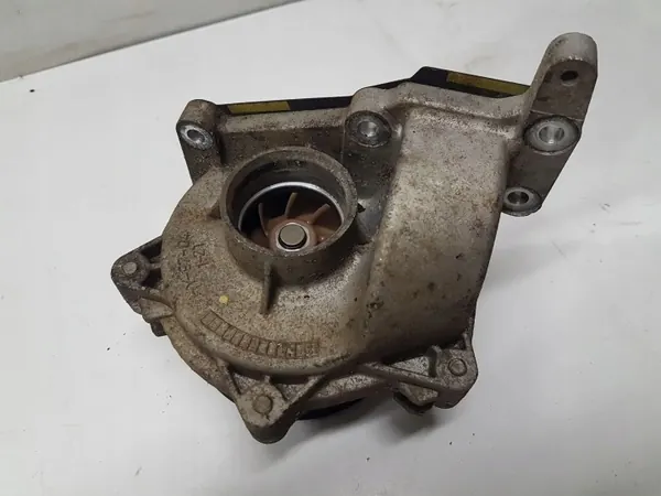 Kia OE vattenpump OEM 25100 2F000 för Sorento 2.5 CRDI image 2