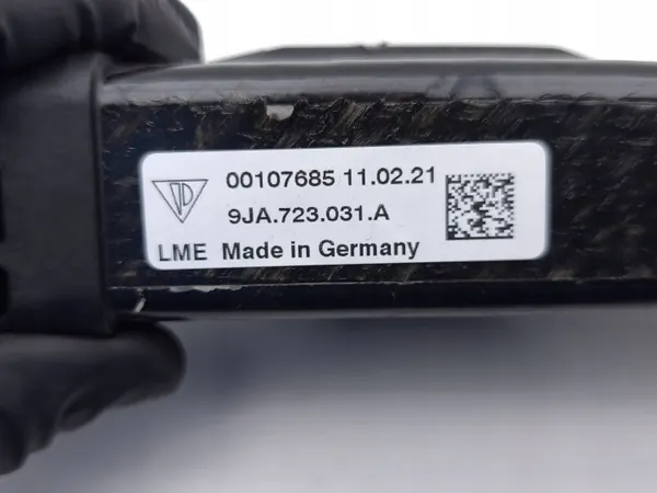 Porsche Taycan 4S Bromspedal OEM 9JA723031A image 8