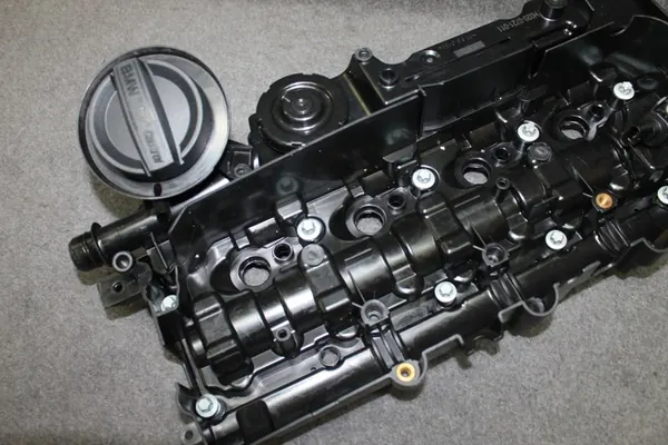 Tampa de Válvula BMW F10 F15 F20 F30 N47 image 2