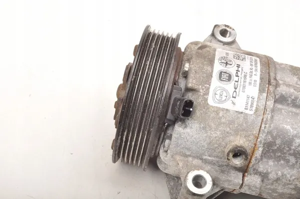 Compressore A/C Fiat 500L OE 51890247 image 2