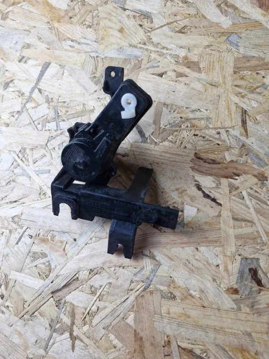 Opel Combo D achter linker deurhendel OEM 2630007784 image 4