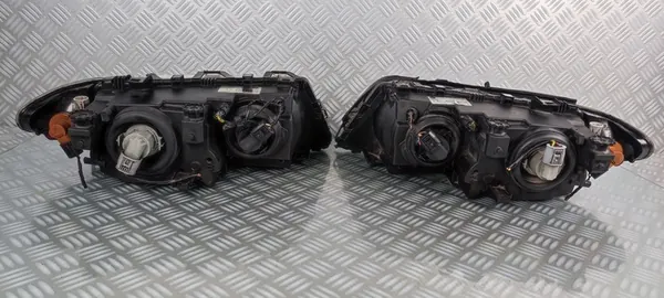 Faróis dianteiros esquerdo e direito BMW E46 LIFT 01-05 image 9