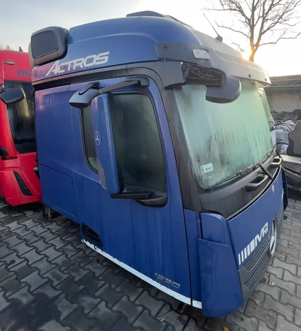 Mercedes Actros Kapea ohjaamo OEM Kabina Actros wąska image 2