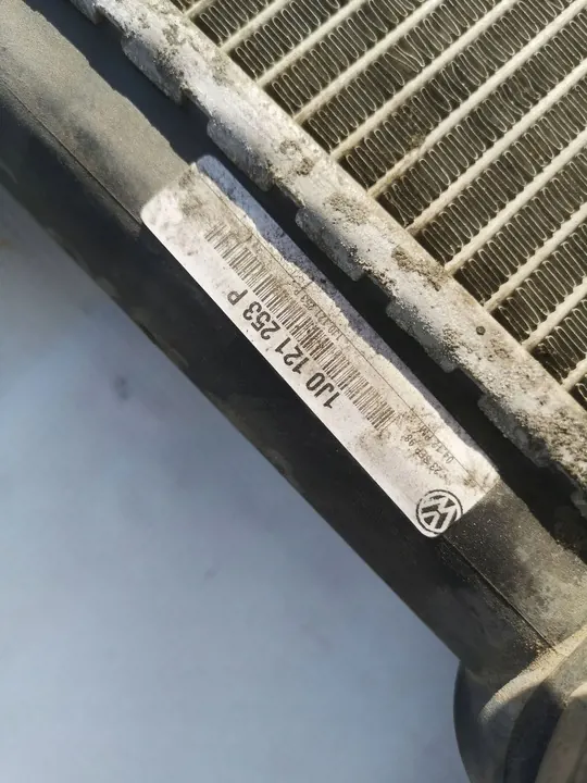 Vattenkylare SKODA OCTAVIA I 1.6L bensin 1J0121253P image 2