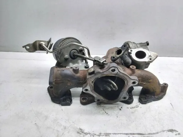 Turbo Volvo V90 II 32240493 2.0L Diesel 140kW 2019 image 3