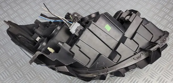 Vasen etuvalo RENAULT CLIO III 3 LIFT image 6