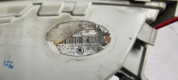 Vasen takavalo OEM 5E5945111B Skoda Octavialle image 3