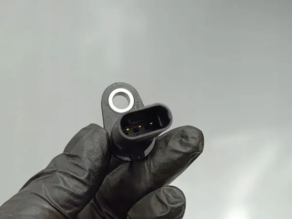 CUPRA Kamaxelpositionssensor 1.4L Bensin 2023 OEM 04L907601A image 4