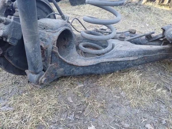 Taka-Akselipalkki OEM Wózek Tylny Grandis Mitsubishi image 6