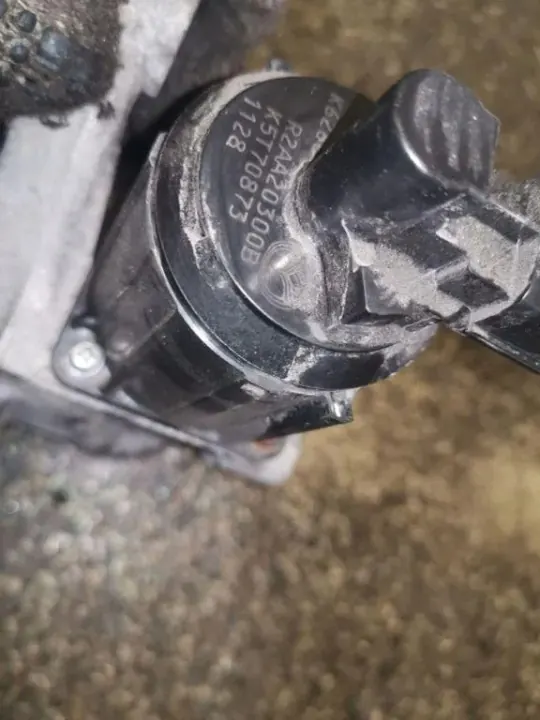 EGR-Ventil Mazda CX-7 2011 OEM R2AA20300B image 5