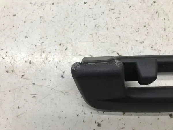 OEM 5H0857643C Taka katonkahva VW Tiguan III:lle image 3