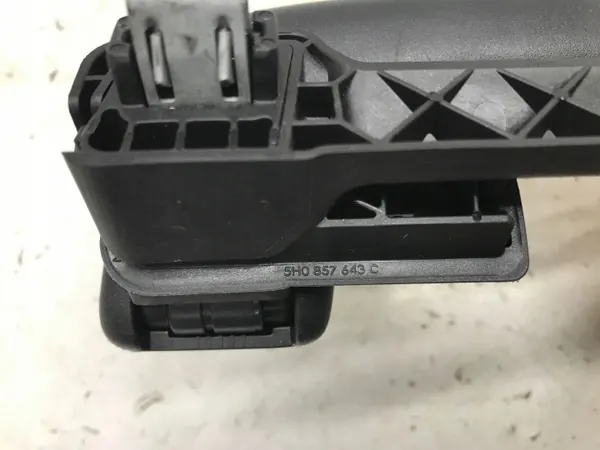 OEM 5H0857643C Taka katonkahva VW Tiguan III:lle image 4