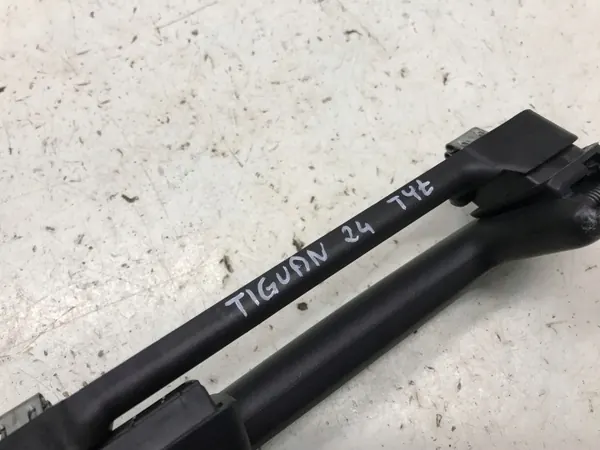 OEM 5H0857643C Taka katonkahva VW Tiguan III:lle image 5