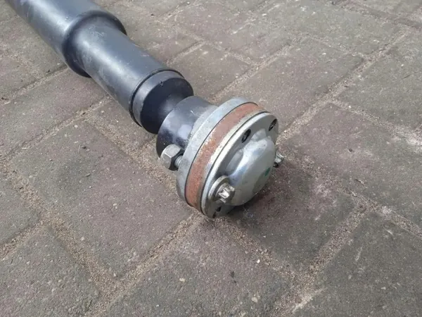 Mercedes GLE W166 Vetoakseli OEM A1664101001 image 5