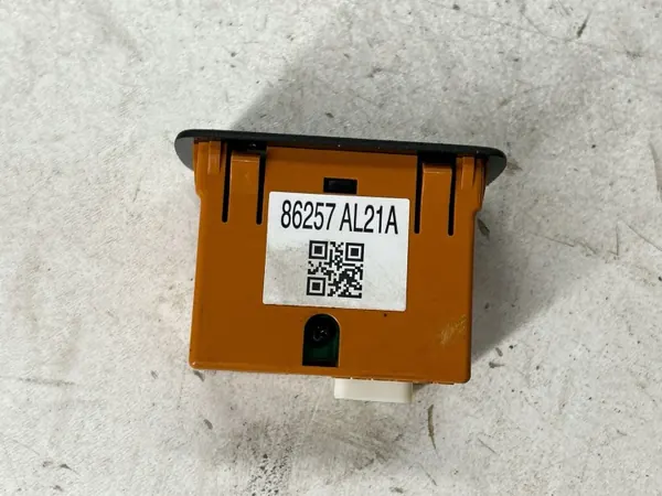 USB-Steckdose OEM 86257AL21A für Subaru Outback (BS) image 4