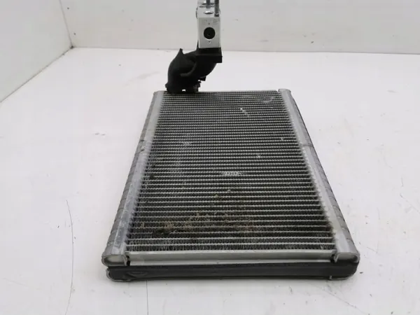 Peugeot 3008 II Verwarmingskern OEM A31101900 image 4