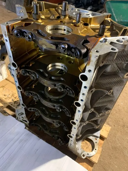 Bloco motor BMW OEM 7604234 para Série 7 F01-F04 image 6