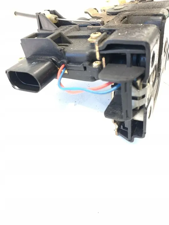 Audi OE 8N1 837 016 dörrlås image 4