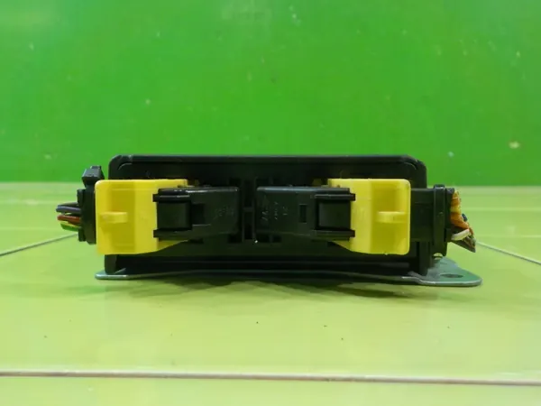 OEM 9810363180 airbag-sensormodul för Peugeot 208 image 3