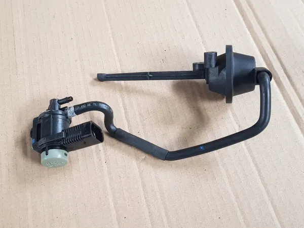 EGR-koeler vacuümklep OEM AUDI A4 B8 A5 8T Q5 8R A6 C6 image 2