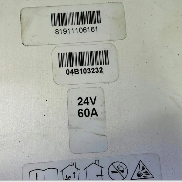 Alternador Scania OEM 0036063A - Usado image 3