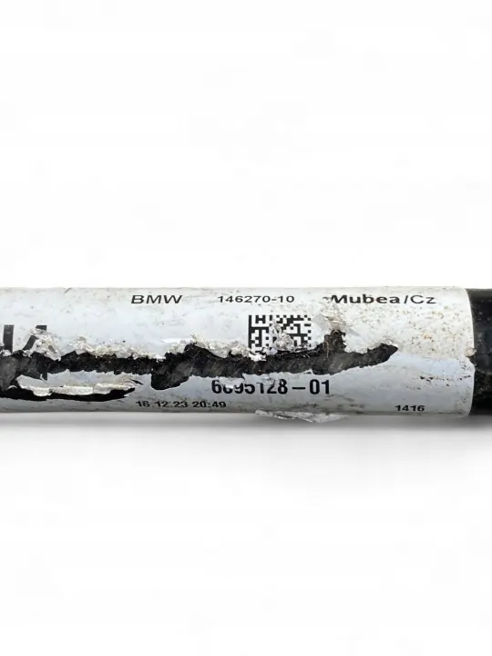 BMW i4 Taka-apukehys OEM 3B7916221 image 9