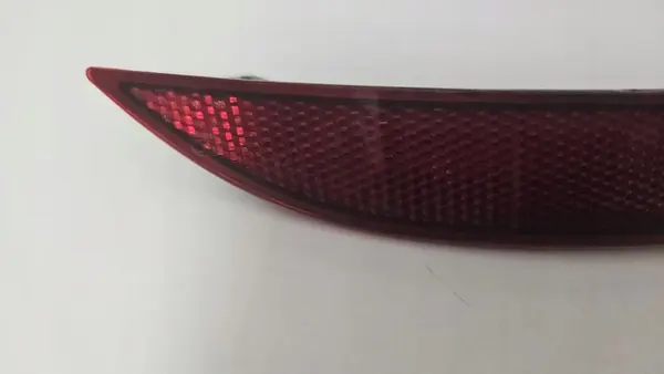 AUDI A3 Oikea Heijastin 8V0945106 image 3