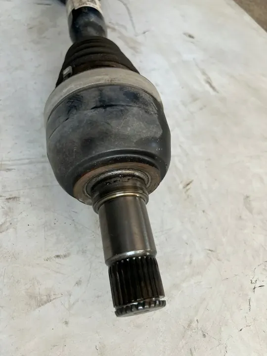 MERCEDES A GLA 180 13-19 W156 X156 VÄNSTER FRAMAXEL image 7