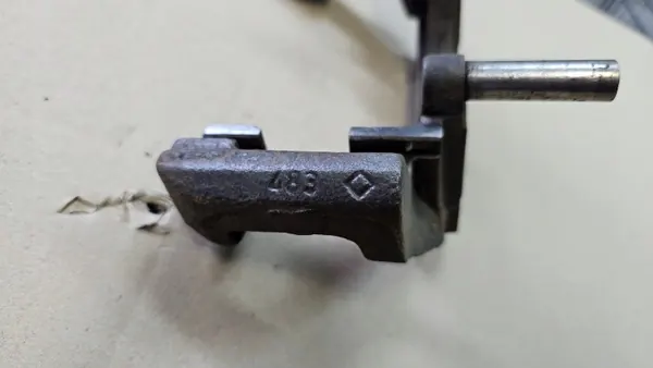 Suporte de fixação dianteiro OEM 483 para Passat B5, Audi A4/A6 image 4