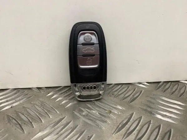 Llave Audi A6 usado OEM 4G0959754K 3.0L diésel image 2