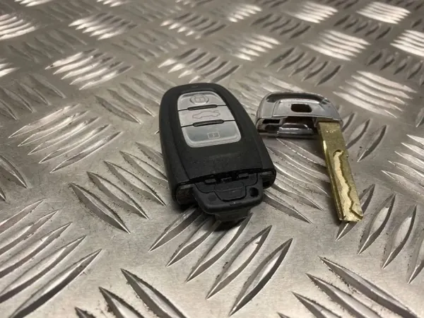 Llave Audi A6 usado OEM 4G0959754K 3.0L diésel image 5