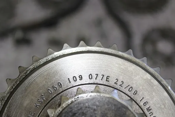 Komplett kamremssats AUDI A6 C6 3.0TDI 057109077 059109077E image 6