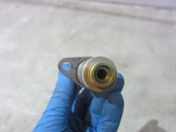 Oljekontrollventil OEM 11417584991 för BMW N52 image 3
